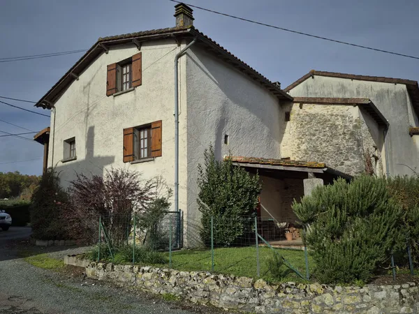 SAINT MARTIAL DE VALETTE 