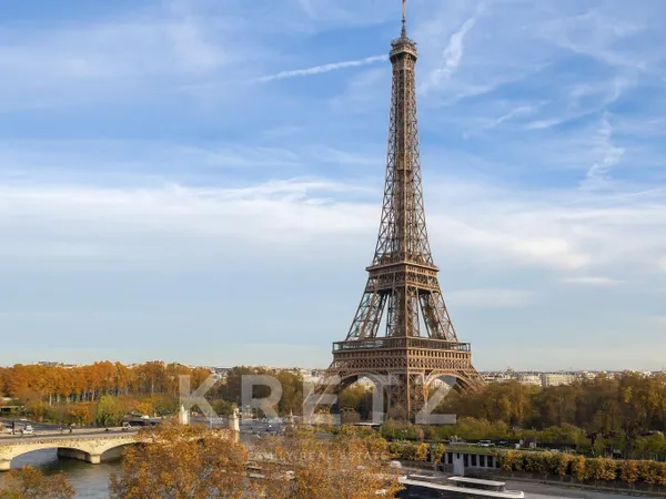 Appartement 7 pièces 210 m² 