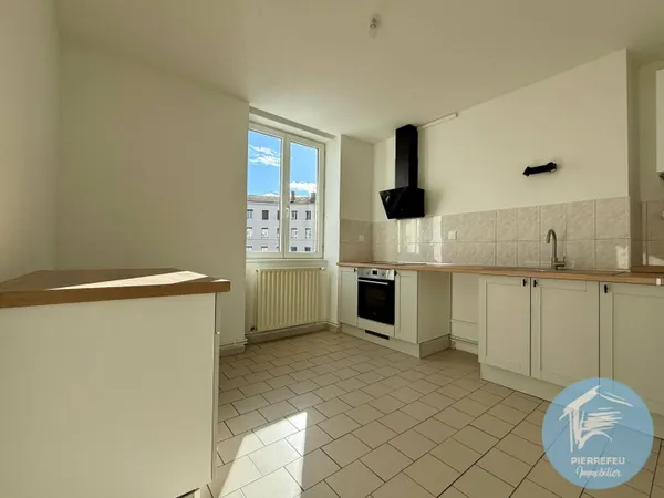 Appartement 4 pièces 107 m² 