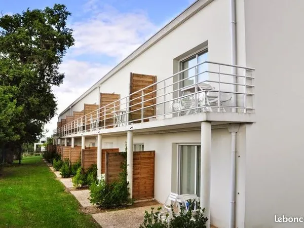 Appartement 1 pièce 27 m² 