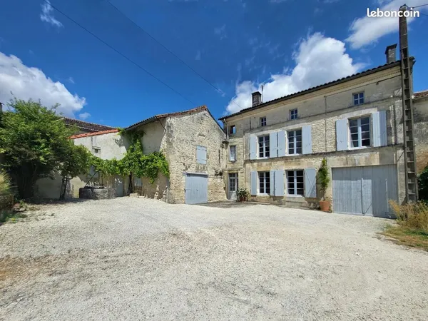 Propriété 10 pièces 249 m² 