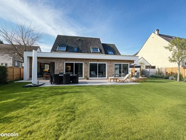 Maison 6 pièces 207 m² 