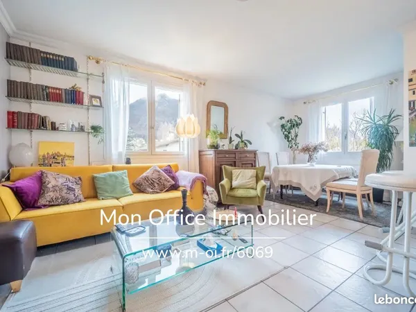 Appartement 4 pièces 80 m² 