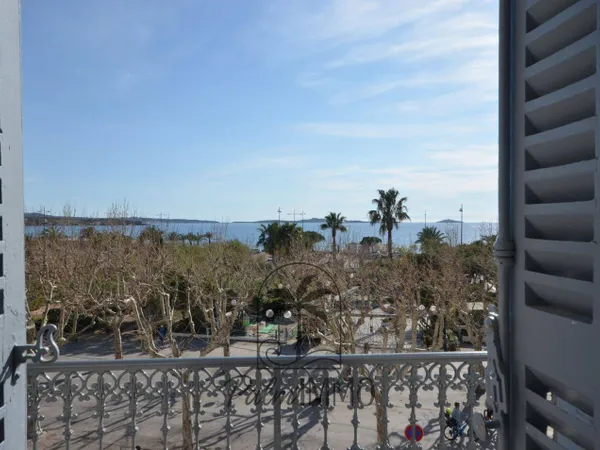 Appartement 3 pièces 77 m² 