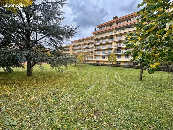 Appartement 5 pièces 131 m² 