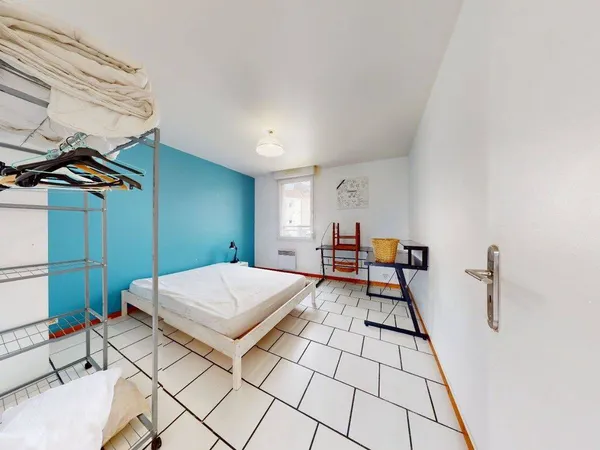 Appartement 4 pièces 12 m² 