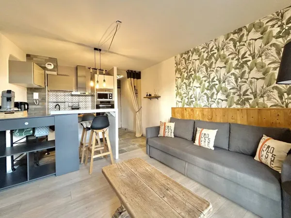 Studio 1 pièce 24 m² 