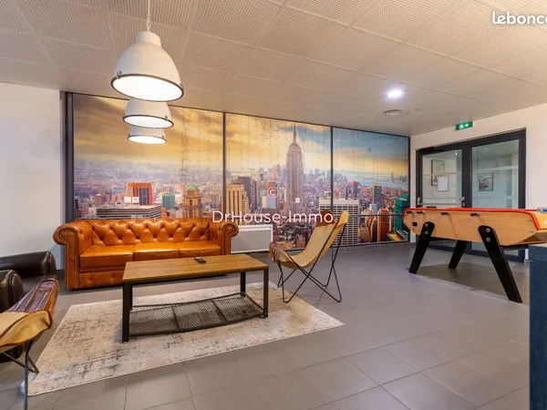 Studio 1 pièce 20 m² 