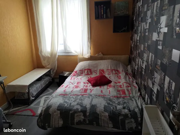 Chambre 350/mois 