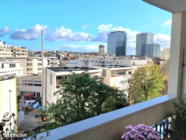Appartement T3 mairie de montreuil 