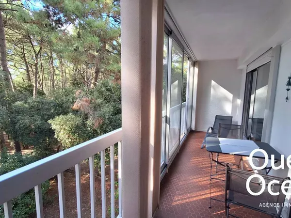 APPARTEMENT LOGGIA PARC DE LA GRANGE 