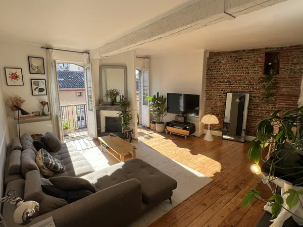 Appartement T3 76 m2 rue Raymond IV 