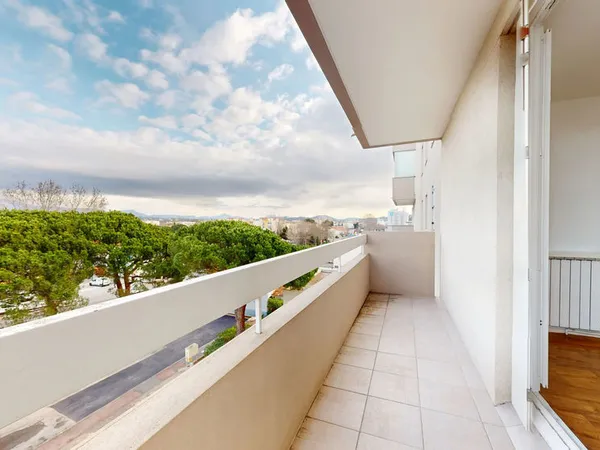 Appartement Frejus 3 pièces73 m2 Parking et Cave 