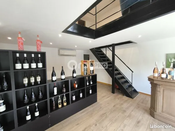 Fonds de commerce 80 m² 