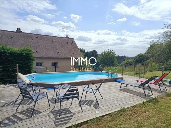 Maison rénovée avec piscine - Saint-Mars-d'Outillé 