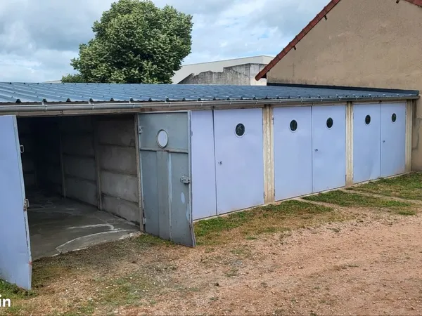 GARAGE / BOX à louer (16 m2) 