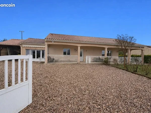 Propriété 5 pièces 111 m² 