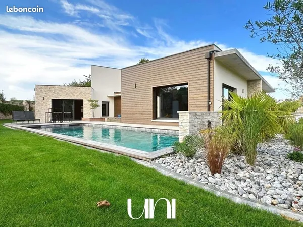 Maison 6 pièces 300 m² 