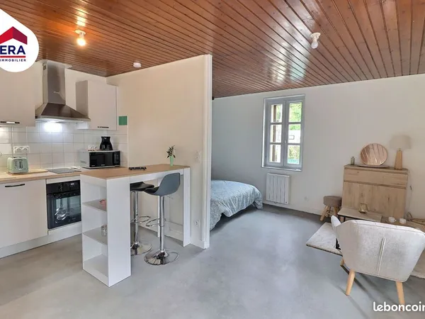Studio 1 pièce 28 m² 