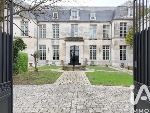 Vente Demeure 10 pièces 