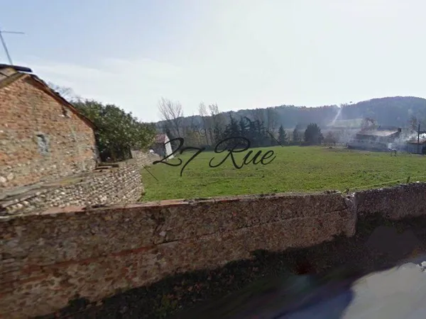 Terrain 650 m² 