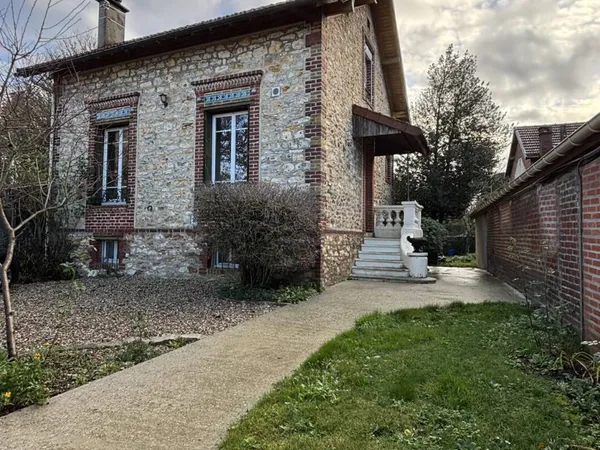 Maison 4 pièces 137 m² 