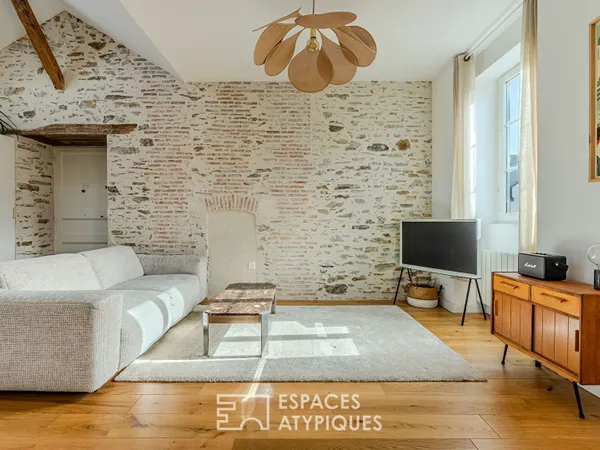 Charmant meublé de deux chambres avec stationnement 