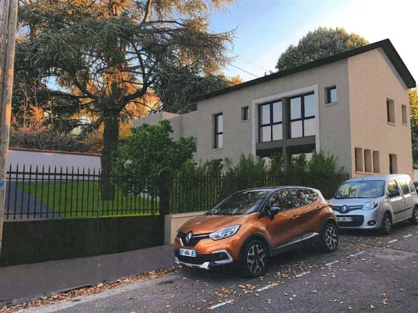 Propriété 400 m² 