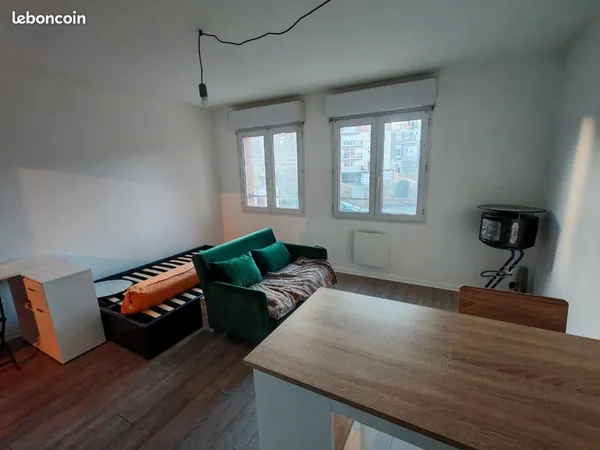 Studio meublé avec parking 