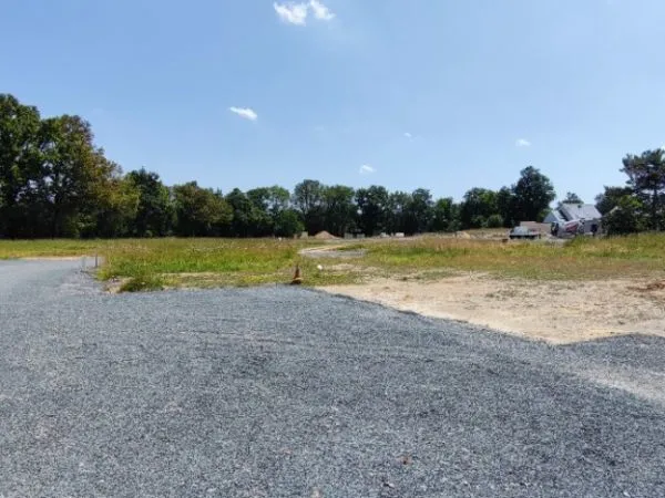 Terrain 484 m² 