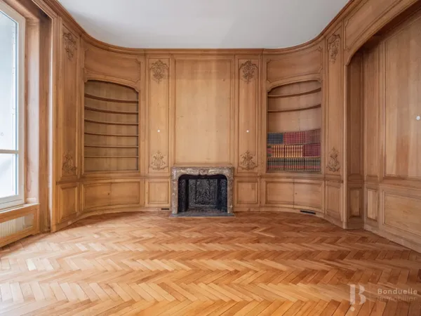 PARIS XVI - AVENUE MALAKOFF - EXCEPTIONNEL 8 PIÈCES DE 360M2 PAR 