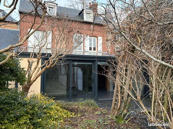 Maison de ville 7 pièces 148 m² 