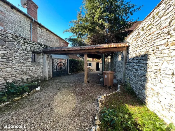 Maison 6 pièces 152 m² 