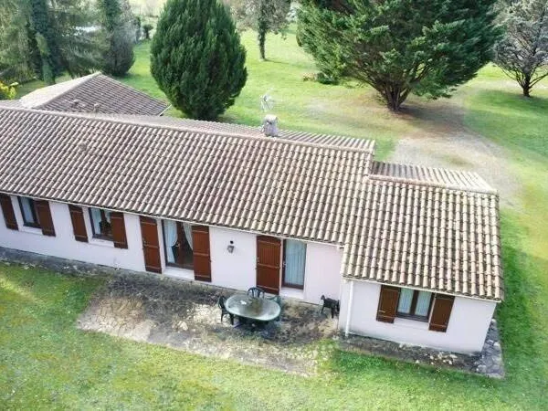 Maison de plain-pied 5 pièces 110 m² 