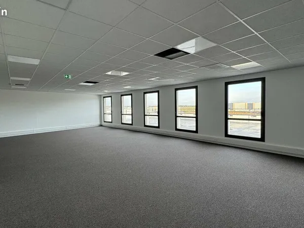 Bureaux 175 m² 