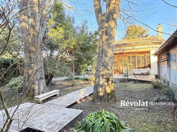 Maison 5 pièces 180 m² 