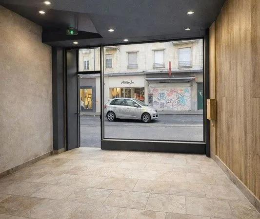 Local commercial 80 m² TOURS 