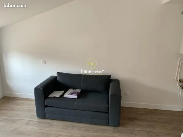 Studio 1 pièce 16 m² 