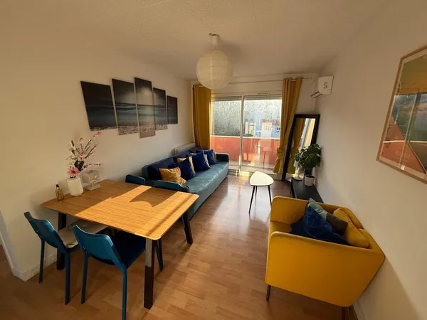 APPARTEMENT T4 - 3 CHAMBRES - CAVE - VENDU LIBRE ET MEUBLE - JOLIMONT 