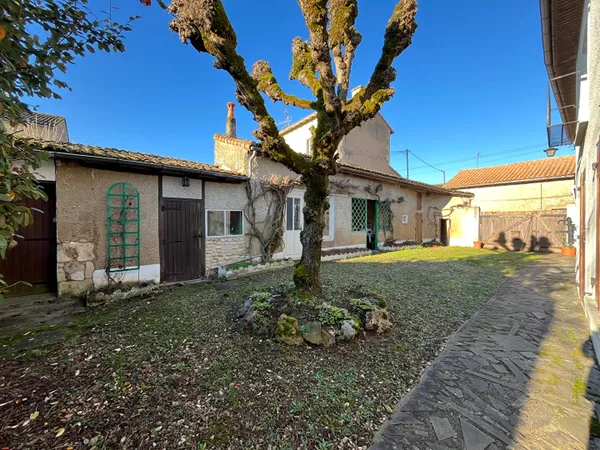 Maison 8 pièces 480 m² 