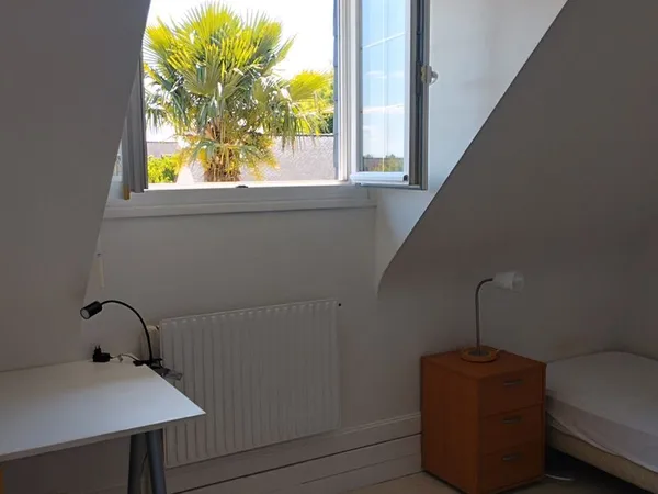 BRUZ 35 près Centre, 10' de KERLAN Chambre Meublée indépendante+Cuisine+Salle d'Eau+WC-420 /Mois 