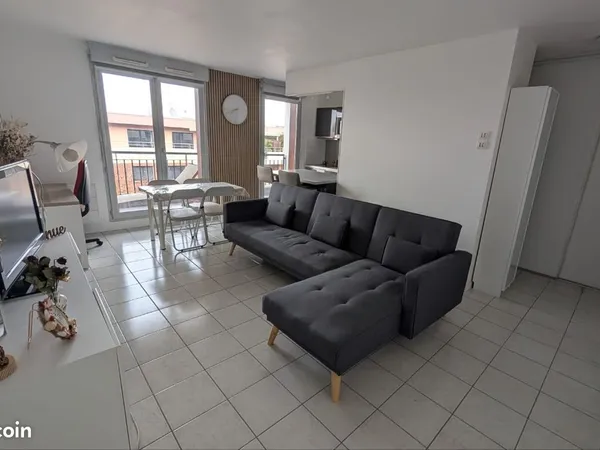 Location T2 - 49 m² - Secteur Phénix / Valenciennes 