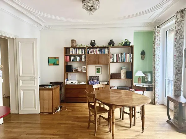 Vends T2 - 67m² - Paris 10ème 