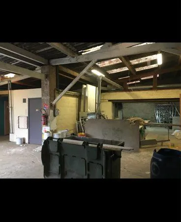 Maison 320m2 idéal future société, dépôt ou investisseur 