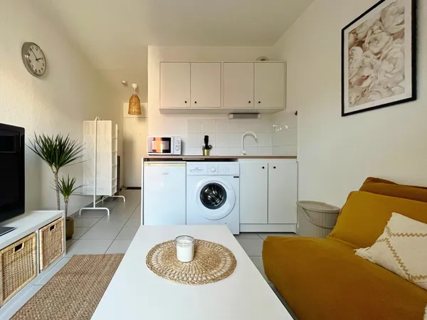 STUDIO MEUBLE RESIDENCE CAP 24 / SECTEUR GRAND M 