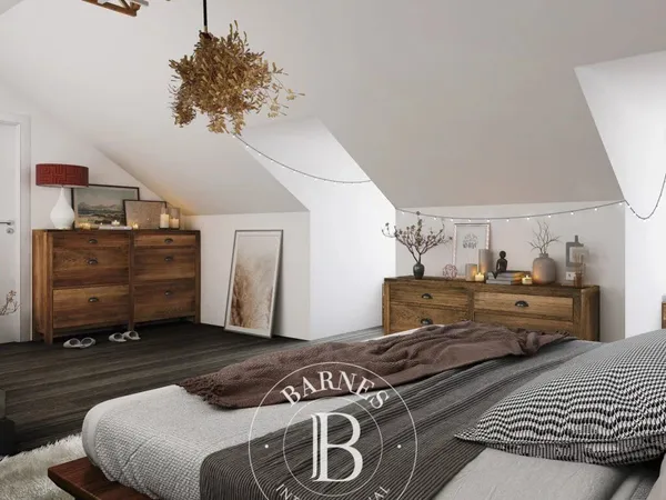 Centre ville - Maison sur trois niveaux de 203 m2 avec deux jardins - 4/5 chambres - Ascenseur 