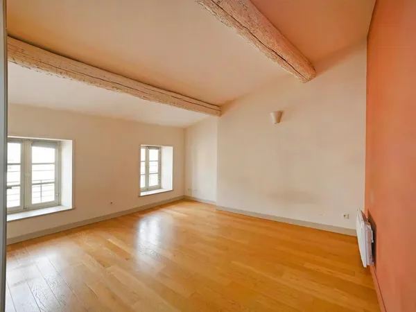 Appartement de 2 pièces de 40 m² situé au coeur de Nîmes 