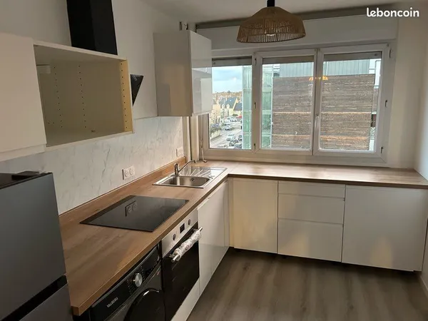 T3 lumineux avec balcon - Ascenseur & parking - Les ponts-de-ce, Proche Angers 