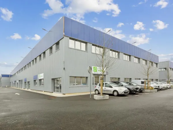 Location Local d'activités Vaux-le-Pénil 77000 