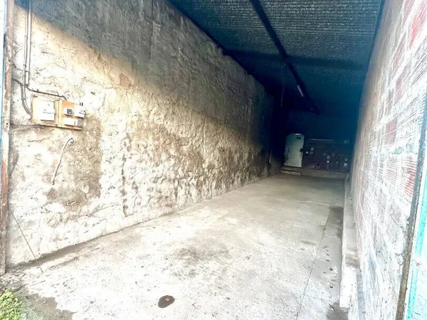 Box de stockage 38 m² 